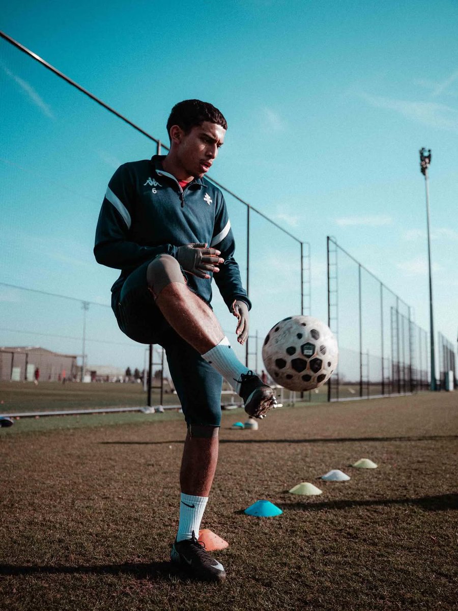 Instant Foot ⚽️ tweet media