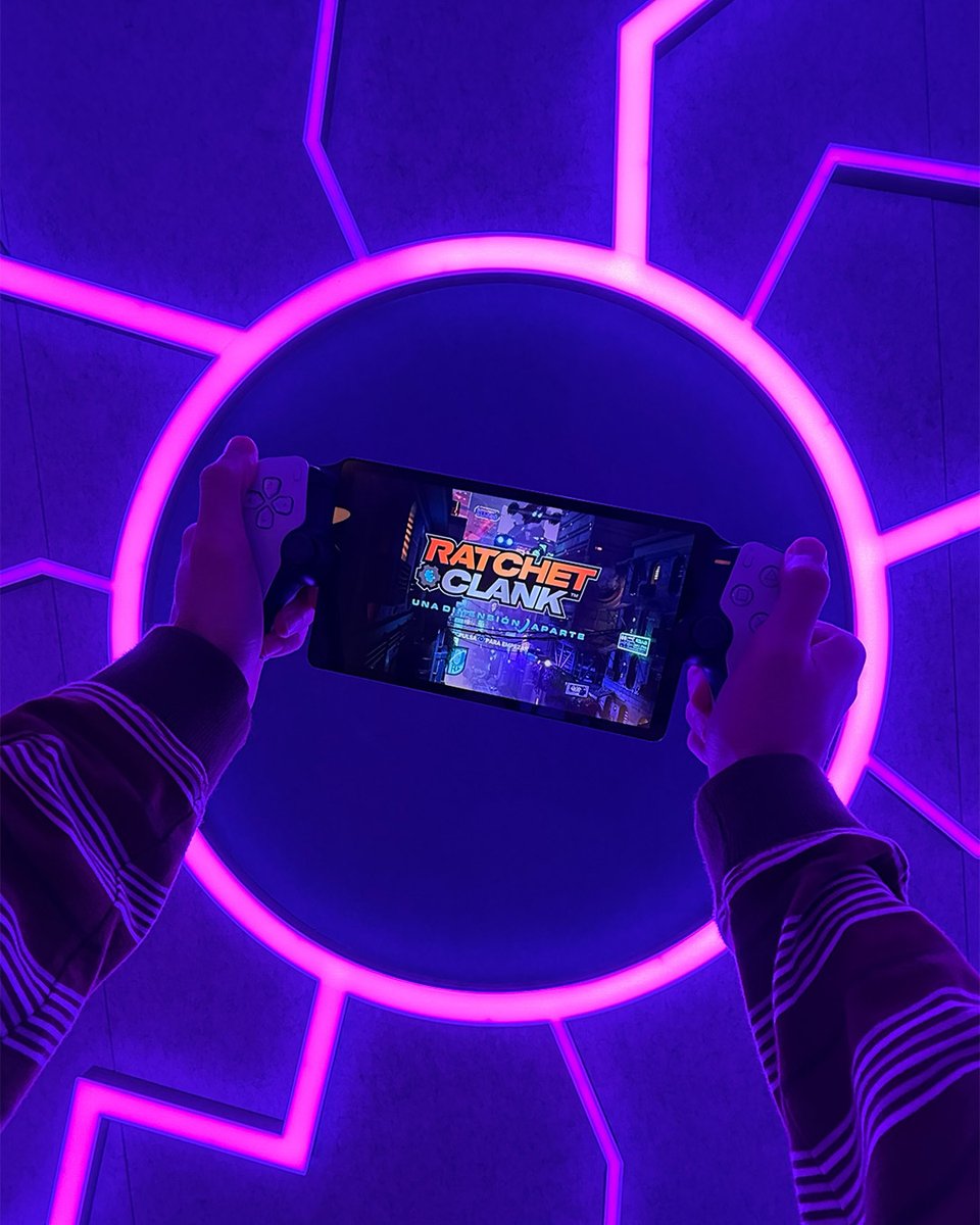 PlayStation España tweet media