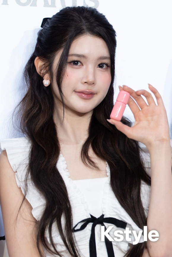 From INA to H2H tweet media