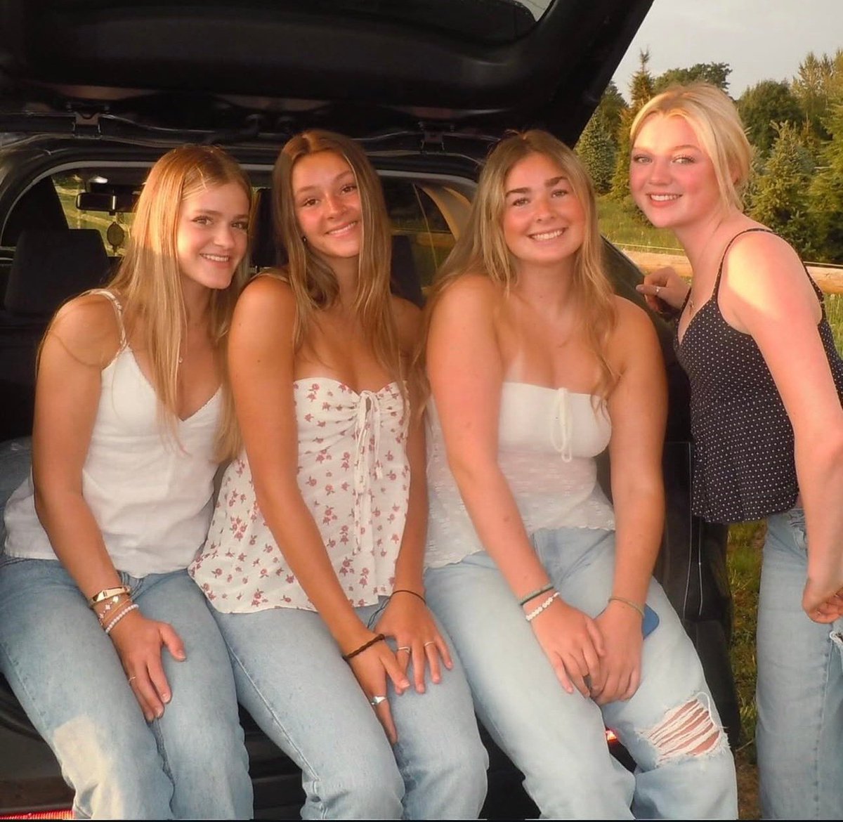 GoonJerk tweet media