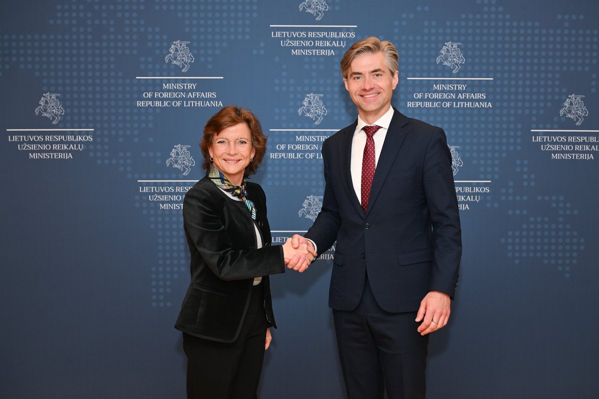 BudrysKestutis's tweet image. Glad to welcome Karen Elleman, Secretary General of the Nordic Council of Ministers, to Vilnius. 

The #Nordic and #Baltic countries are a great example of a regional partnership and friendship that profoundly contributes to the security and prosperity of the region.