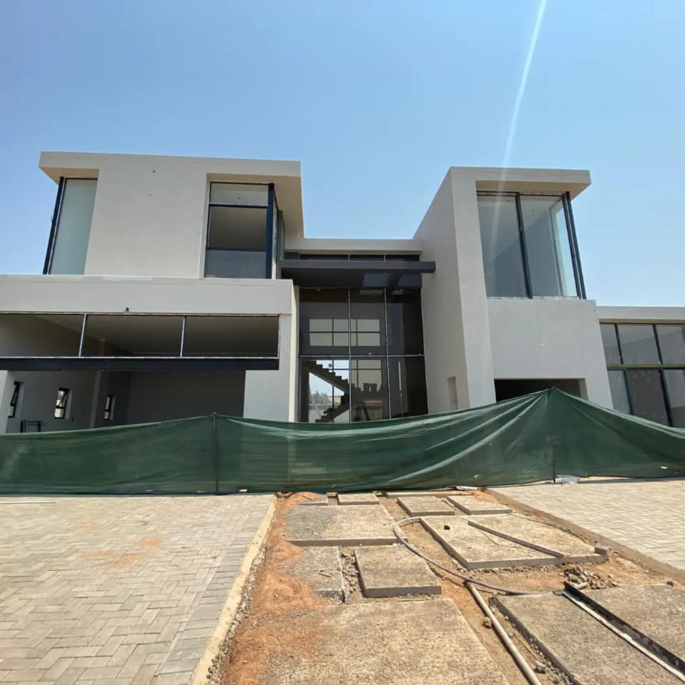 CONSTRUCTION & ENGINEERING tweet media