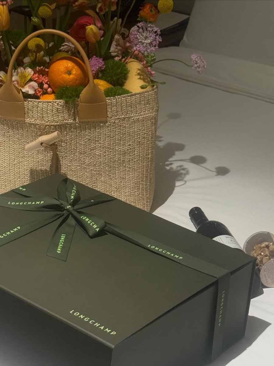 jiheon pics! tweet media