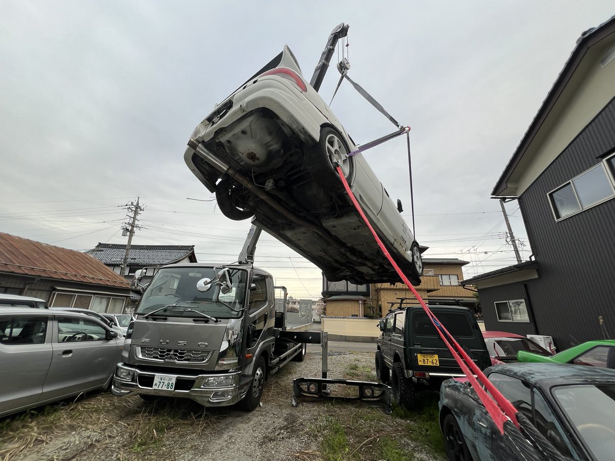 山川自動車 tweet media