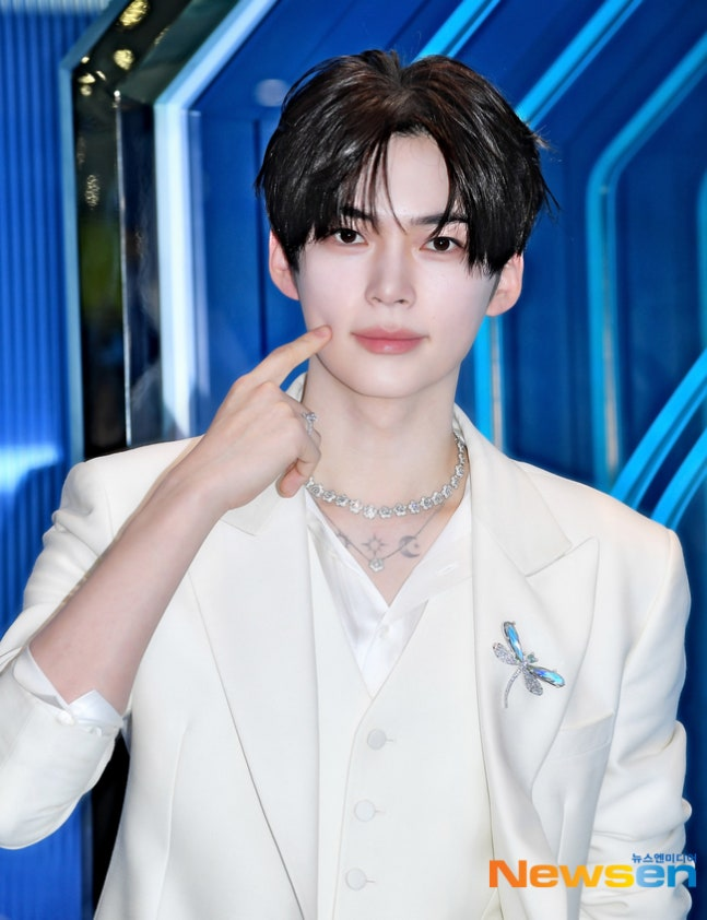 𝐬𝐮𝐧𝐠._.𝐦𝐞𝐨𝐰 tweet media