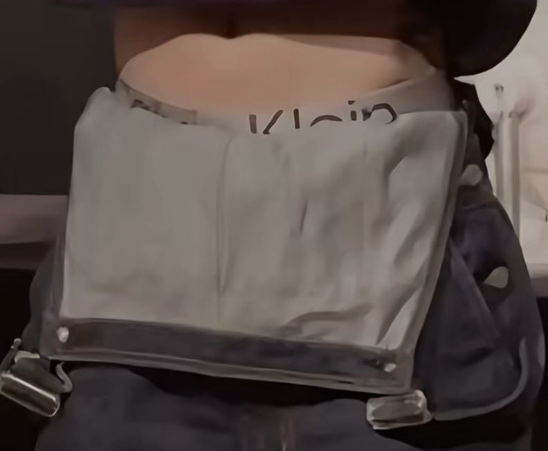 Queen1e_D's tweet photo. @CalvinKlein So when are you going to take our Han Jisung?

Han and his Calvin Klein underwear against the world fr🙂‍↕️ https://t.co/CIr0nllgZP