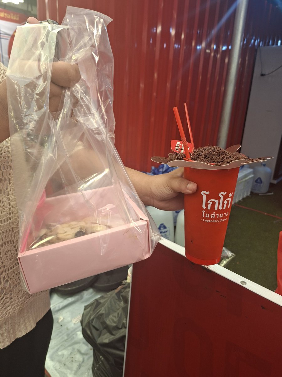 มัมมี้ดาของยัยน้อง tweet media