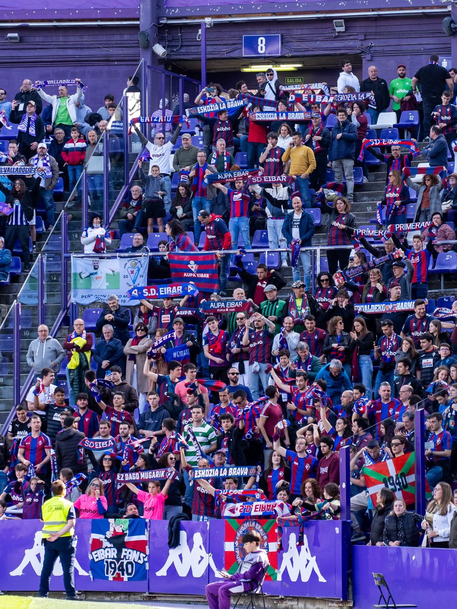 SDEibar's tweet photo. 𝗗𝗘𝗡𝗔 𝗗𝗨𝗚𝗨 𝗜𝗥𝗔𝗕𝗔𝗭𝗧𝗘𝗞𝗢! 💙❤️

#RealValladolidEibar | #BetiArmaginak⚔️ https://t.co/kjqIB79DxQ