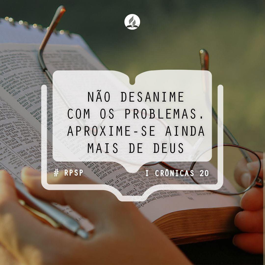 Esses eram descendentes dos gigantes em Gate, e foram mortos por Davi e seus soldados. (1 Crônicas 20:8)

Davi pegou cinco seixos no rio antes da luta com Golias, quando era pastor. (1 Sm 17:40). Ele sabia que havia outros gigantes que poderiam surgir. Esteja preparado!

#RpSp
