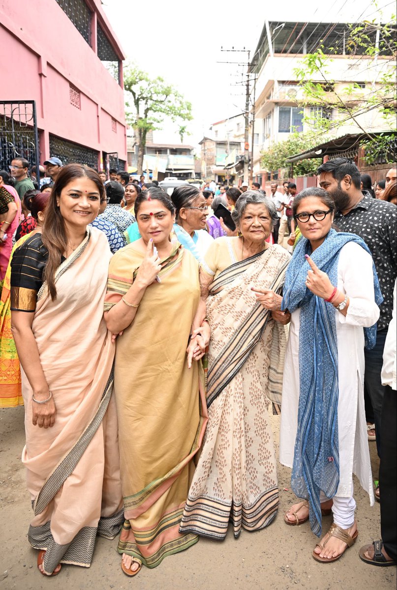 Sushmita Dev সুস্মিতা দেব tweet media