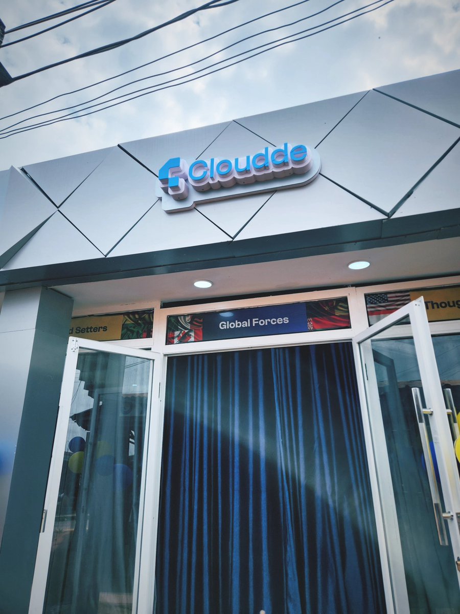 Prazostar's tweet photo. I had the privilege of being part of the launch of THE CLOUDDE SPACE.  A space built for ideas, conversations, collaboration, and intentional growth)

And to everyone part of this community, we’re just getting started.

TO join the community of impact.
https://t.co/LHZbYVoKlk https://t.co/CTy4iFPIUe