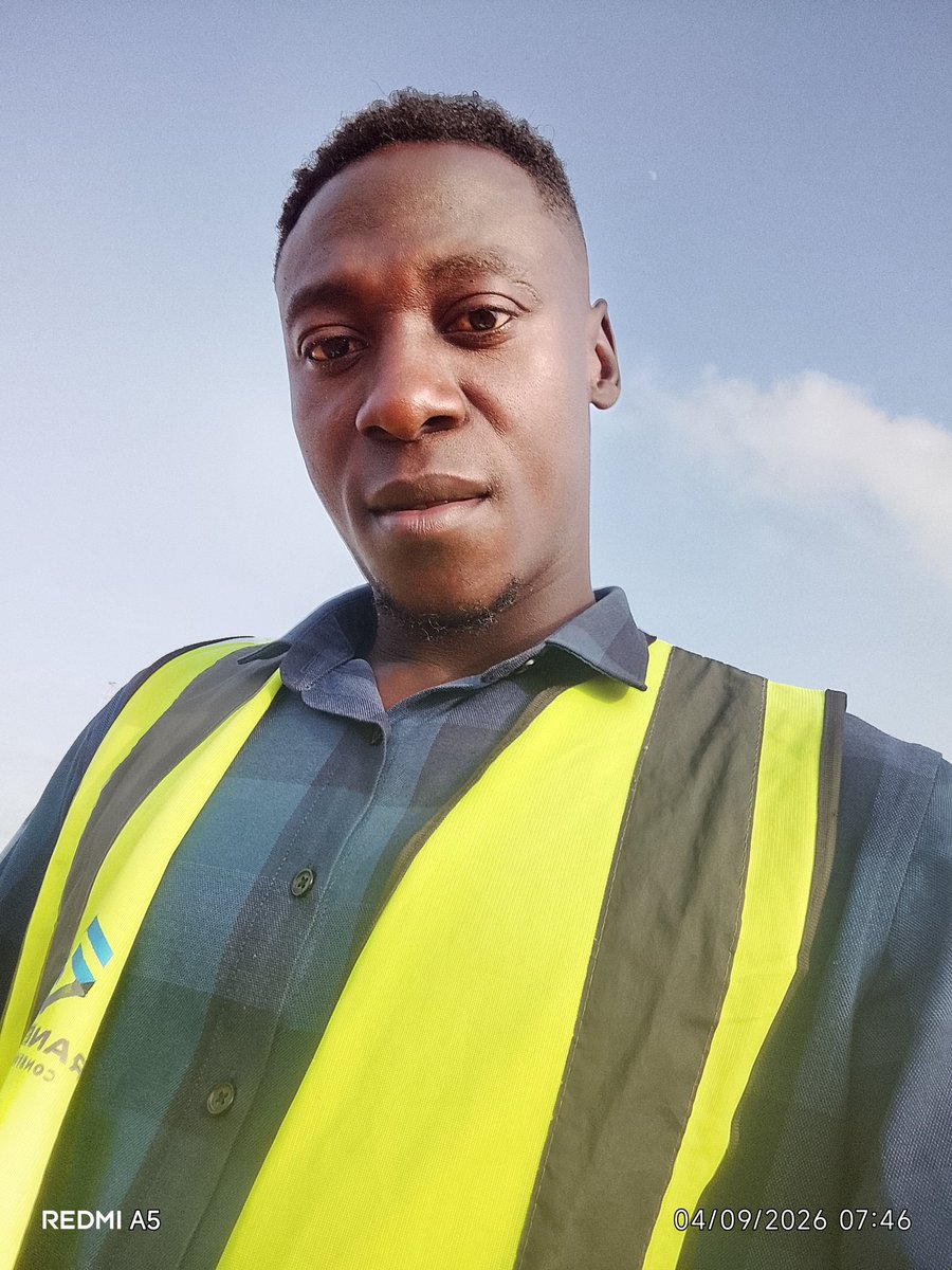 seniboy6's tweet photo. Bless my hustle oh lord https://t.co/sMrnF2xwJv