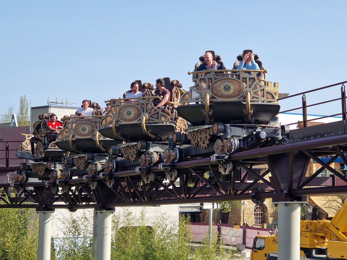 ThemeParkRT's tweet photo. Plopsaland Belgium today!

Wonder which ride we'll go to first....
 
#plopsalanddepanne 
#plopsaland 
#ridetohappiness 
#themepark 
#rollercoaster https://t.co/3HfoKKd7U9