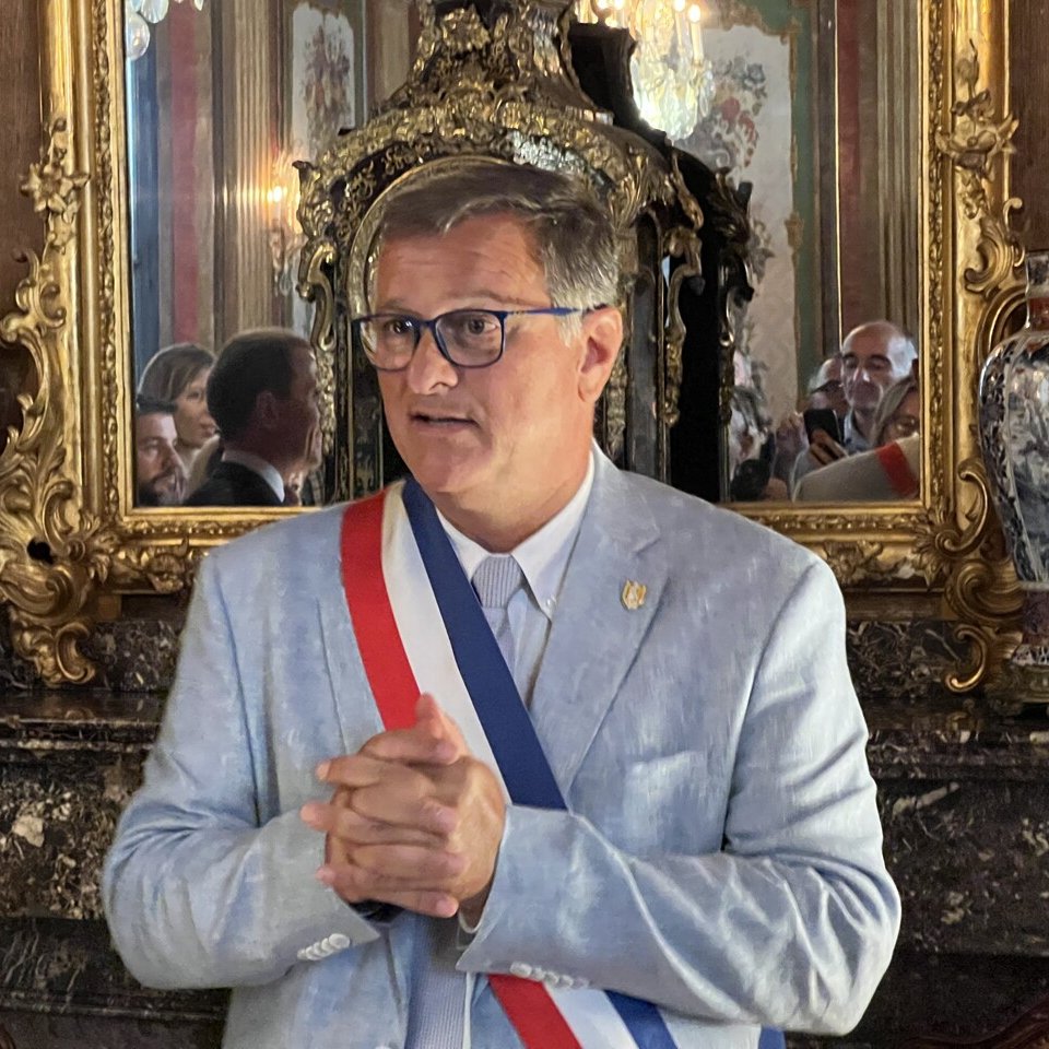 The News tweet media