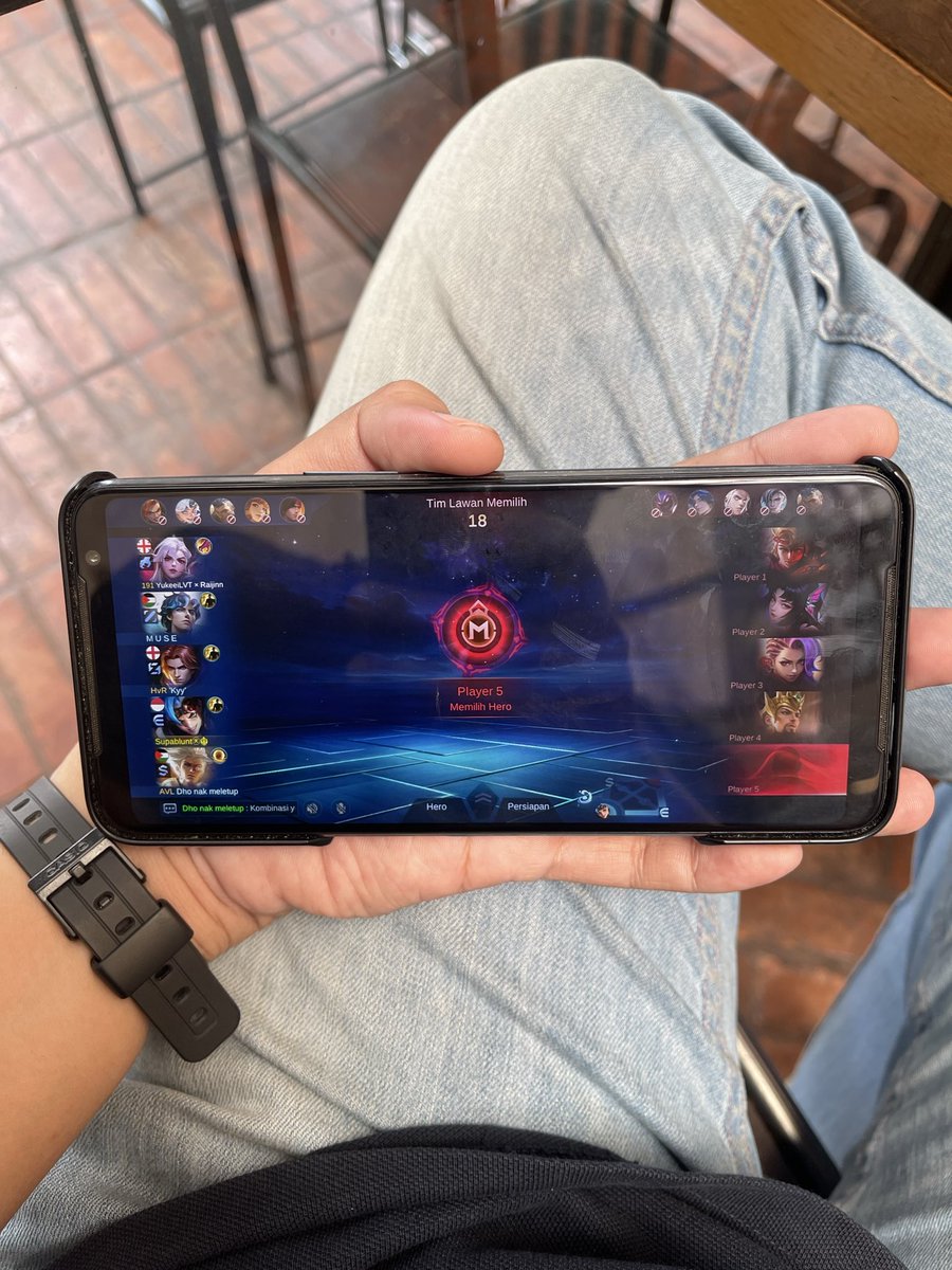 Supablunt tweet media