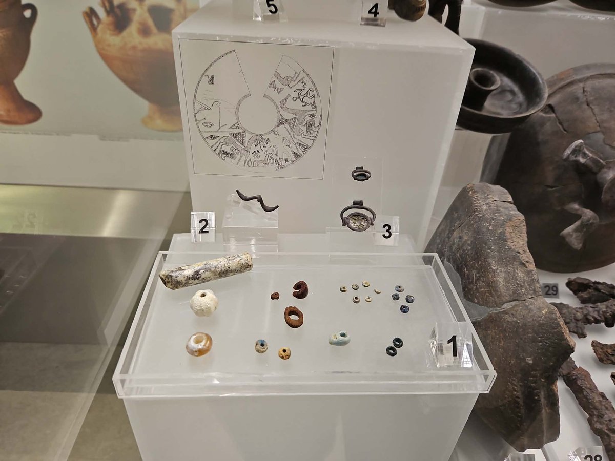 Евгений Понасенков tweet media