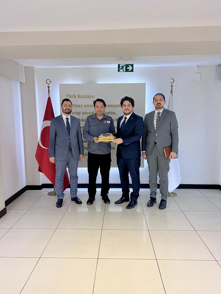 İHH Afet Yönetimi tweet media