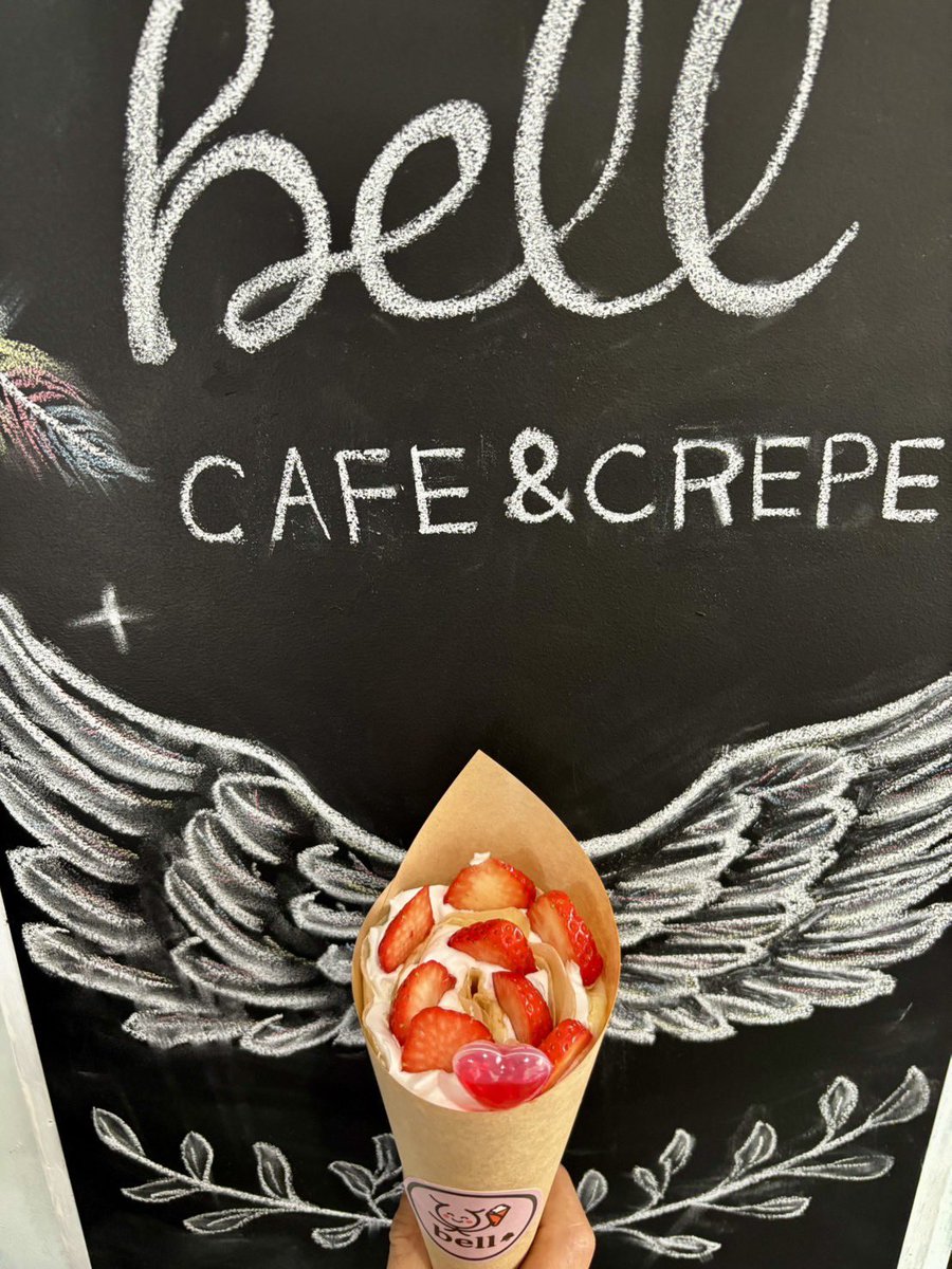 Kiss13Metal's tweet photo. 嫁とデート♬
cafe&amp;crepe bell 大津市役所前店
#滋賀
#大津市
#クレープ
#パスタ
#カレー https://t.co/DeCZLSsMv0