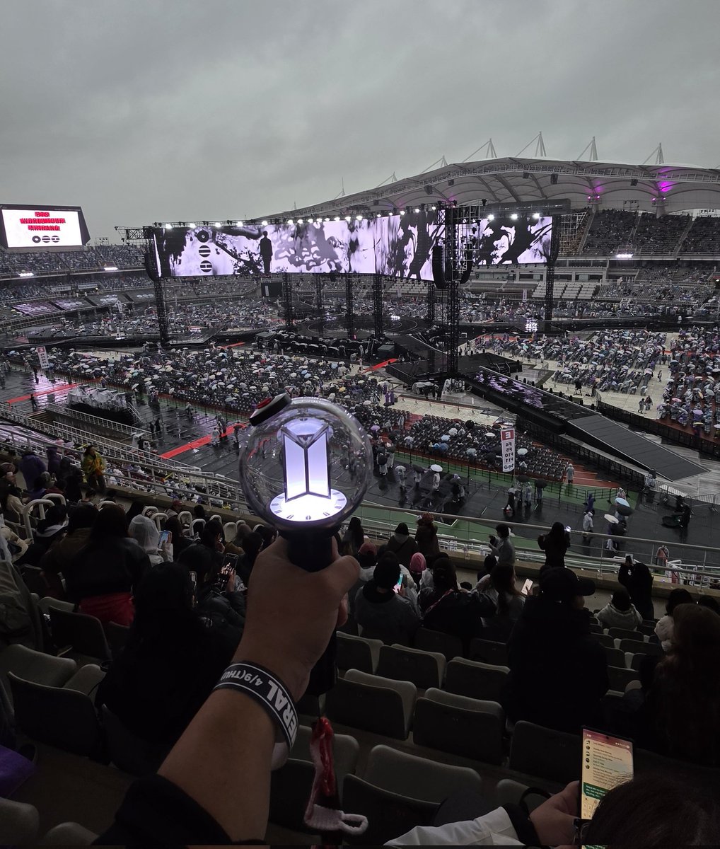 eiJA⁷ ARMYRANG ⊙⊝⊜ tweet media