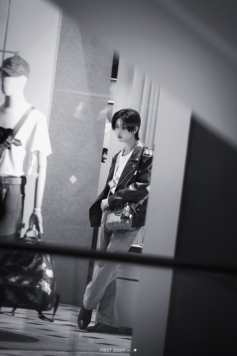 𝘍𝘐𝘙𝘚𝘛 𝘚𝘐𝘎𝘏𝘛── .✦ tweet media