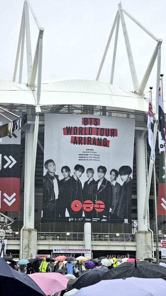 ๐โคโ๐โญโฌ๐ฟ๐ผ๐ฟ๐ผโฌโญ๐๐ซ tweet media