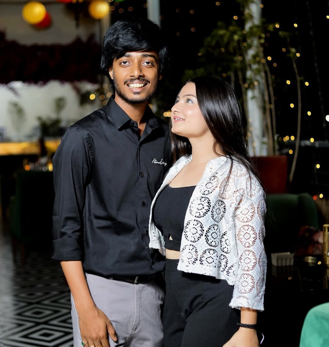 P.. 🚩 tweet media