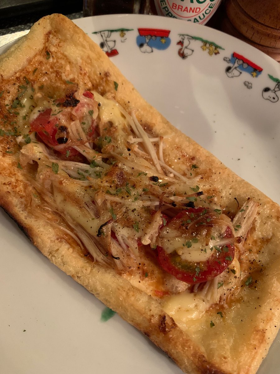takemaru49's tweet photo. 炙り油揚げのピ���風おとうし
😋🍺

Flame-Grilled Aburaage Pizza-Style 

炙り油揚げのピザ風おとうし🔥🍺

Flame-Grilled Aburaage Pizza-Style Appetizer

コンロで直火仕上げ。
カリッとした油揚げに、とろけるチーズ、えのき、トマトの旨みがしみる家せんべろの一皿 https://t.co/sjqagJc5Hn