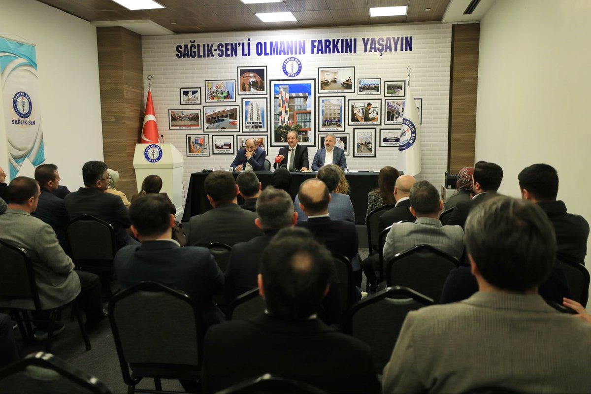 İSTANBUL’DA SAĞLIK ÇALIŞANLARINA EK DESTEK YAPILMASI KAÇINILMAZDIR 

İstanbul başta olmak üzere büyükşehirlerde artan barınma ve yaşam maliyetleri; hekimi, hemşireyi, ebeyi, sosyal hizmet uzmanını, paramediği ciddi şekilde zorlamaktadır. 100 binden fazla sağlık ve sosyal hizmet