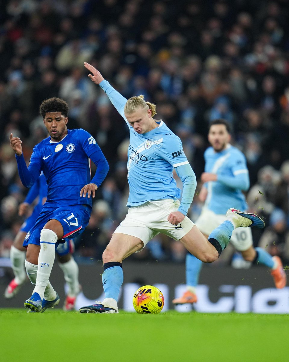 Manchester City tweet media