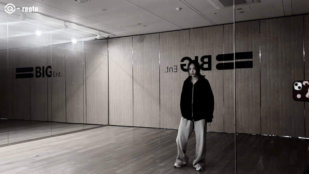 Off_the_QE tweet media