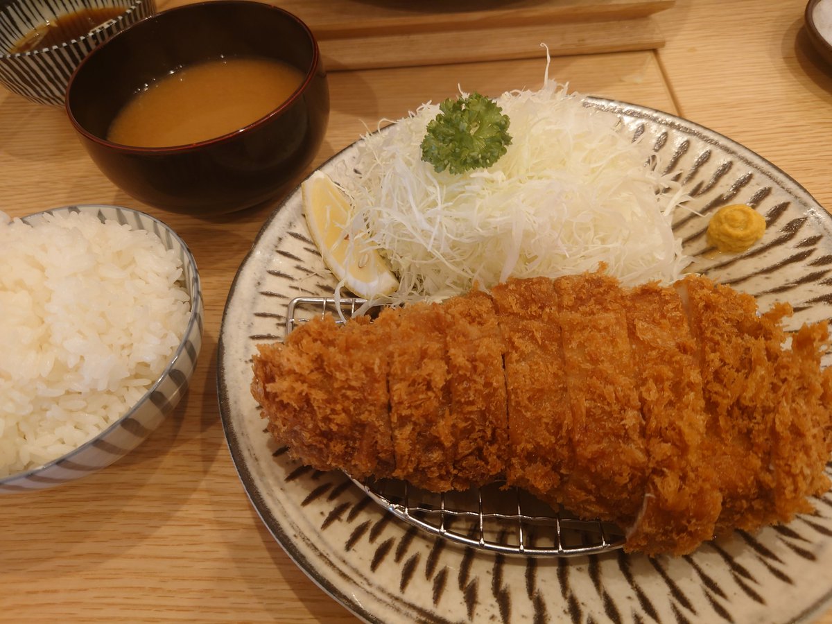 Darts&Bar Laughter tweet media