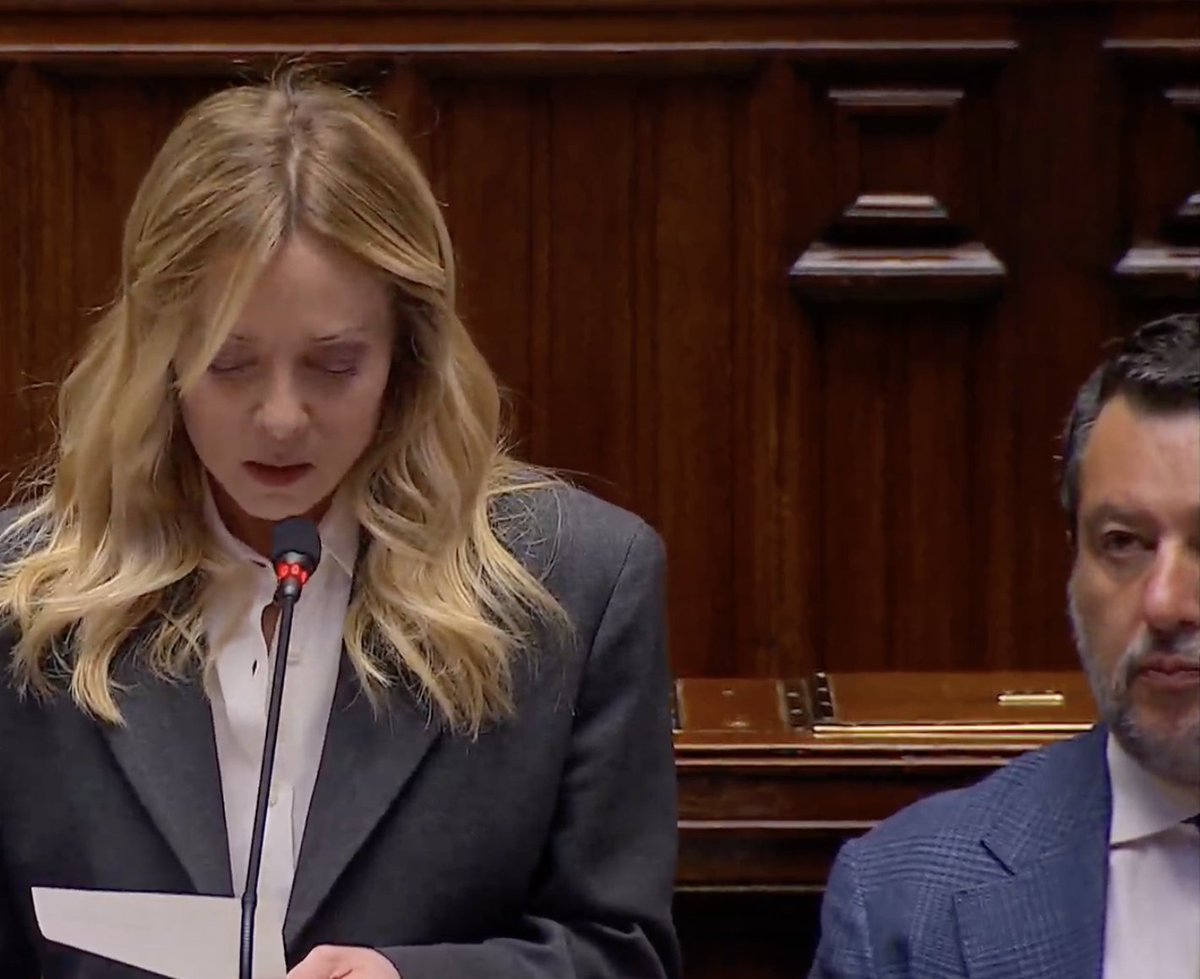 nonleggerlo tweet media