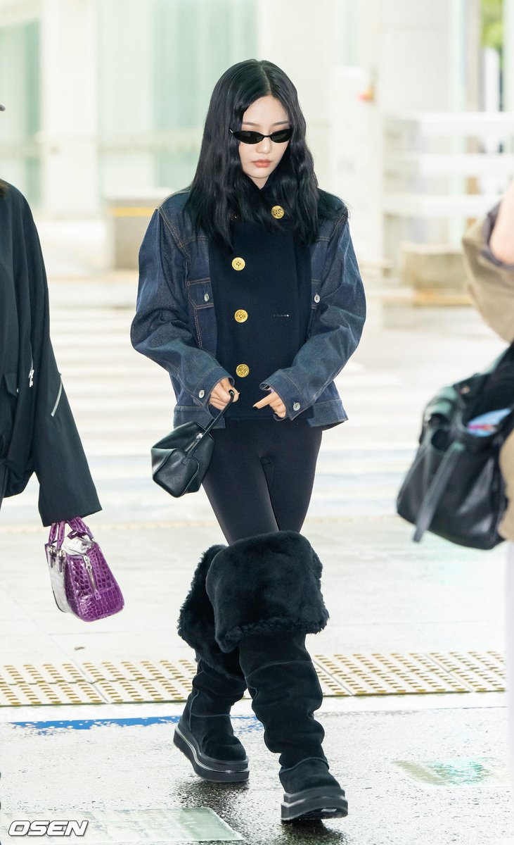 🝳 닝 tweet media