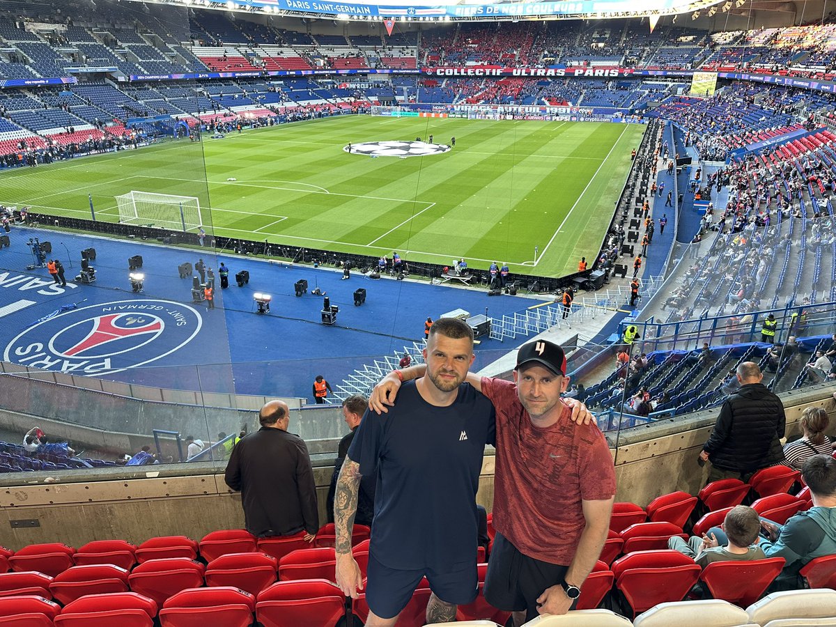 Josh_RCull's tweet photo. PSG away 🇫🇷 https://t.co/GNyuibvYHm