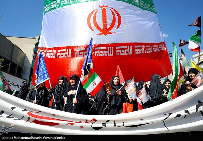 PressTV's tweet photo. Tehran held solemn ceremonies marking the 40th day of mourning for the late Leader of the Islamic Revolution Ayatollah Khamenei. https://t.co/i6yI7WOgOV