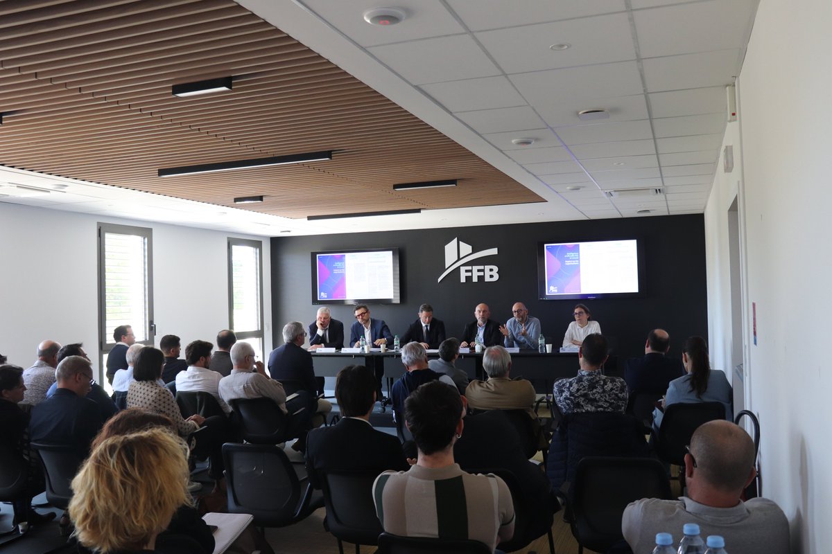 umontpellier's tweet image. Signature hier de la convention entre l’Université de Montpellier et la Fédération Française du Bâtiment en Occitanie 🤝Un partenariat renforcé autour de l’ #IA pour accompagner la transformation du secteur du bâtiment et soutenir l’#innovation, la #formation et la #recherche. 🚀