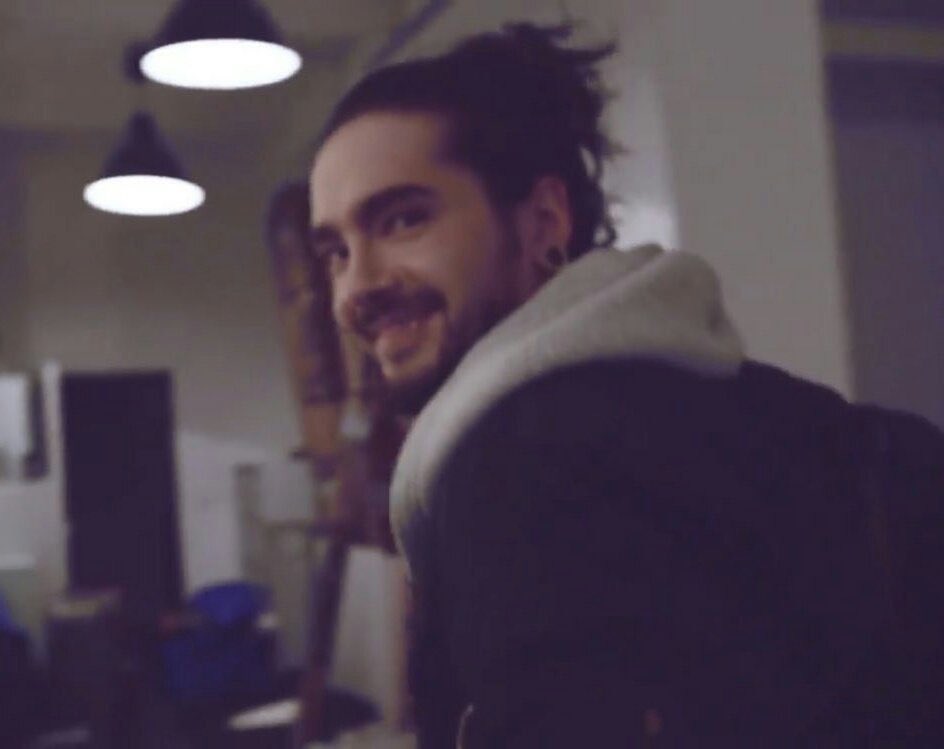 die Porzellanpuppe tweet media