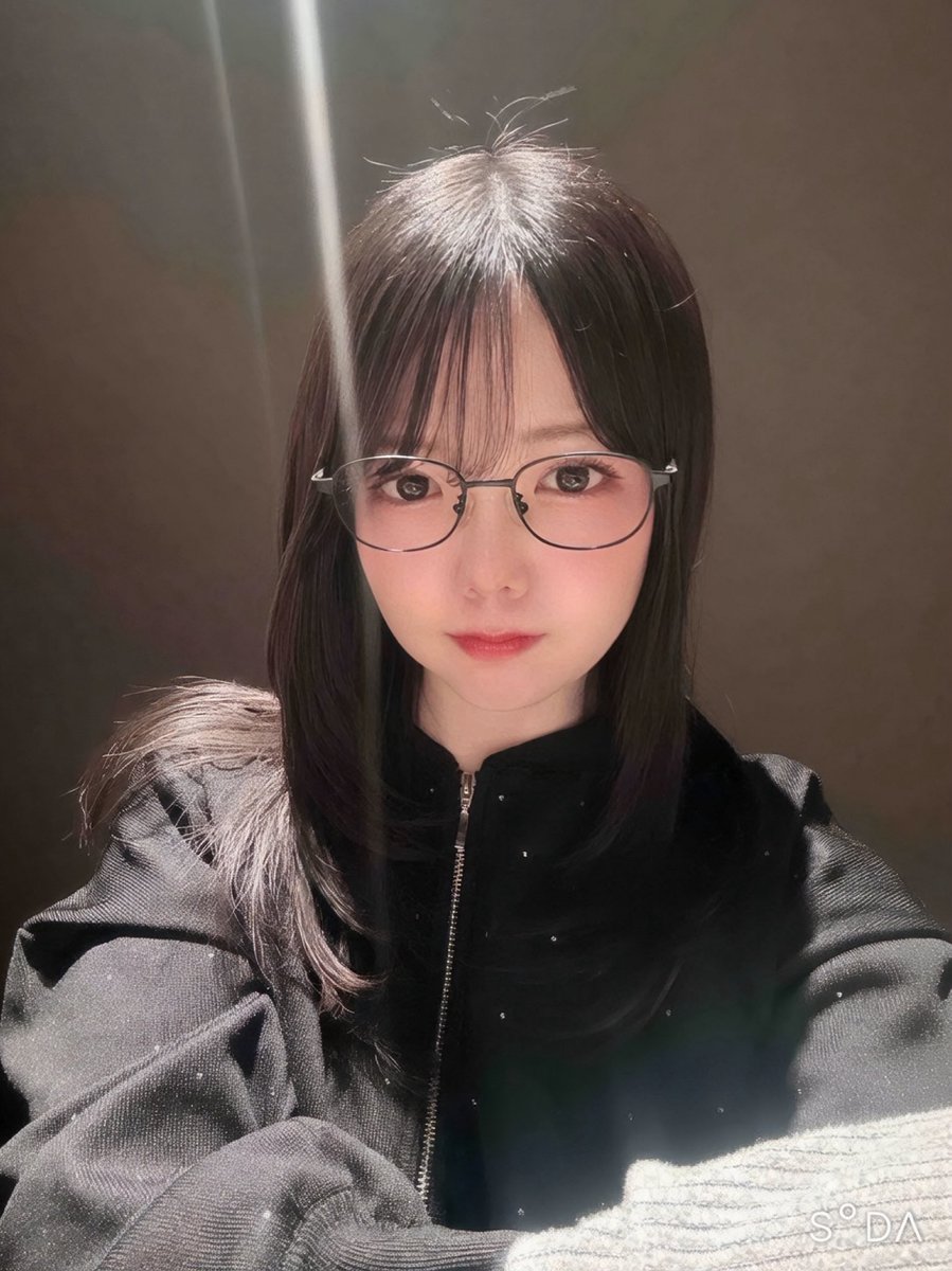 萌音(もね) tweet media