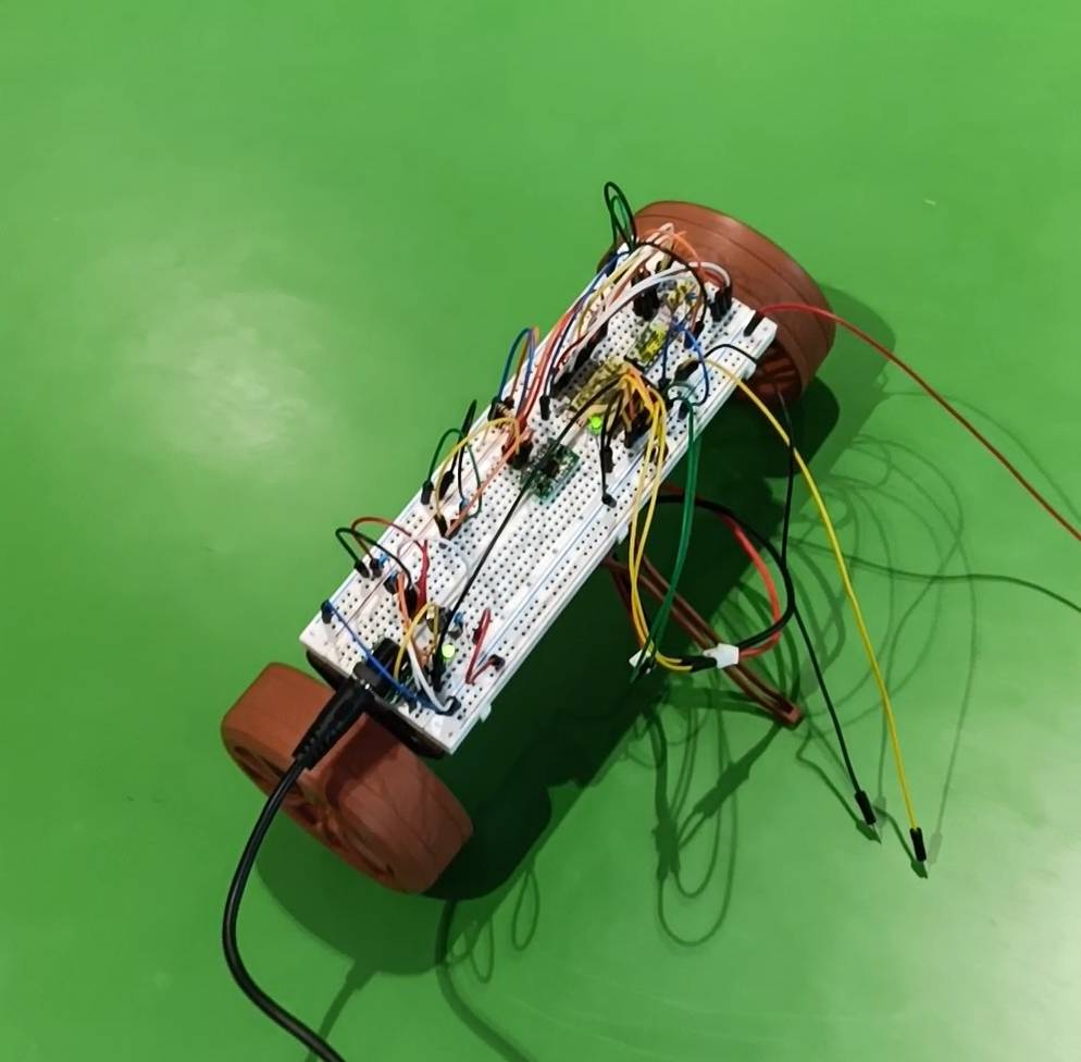 KIT_ASP's tweet photo. 8月の能代宇宙イベントに向けて絶賛製作中のCanSatの試作機です！

夢考房2階ブースで待ってます！！！

#春から金工大 https://t.co/klwDfc6fWc