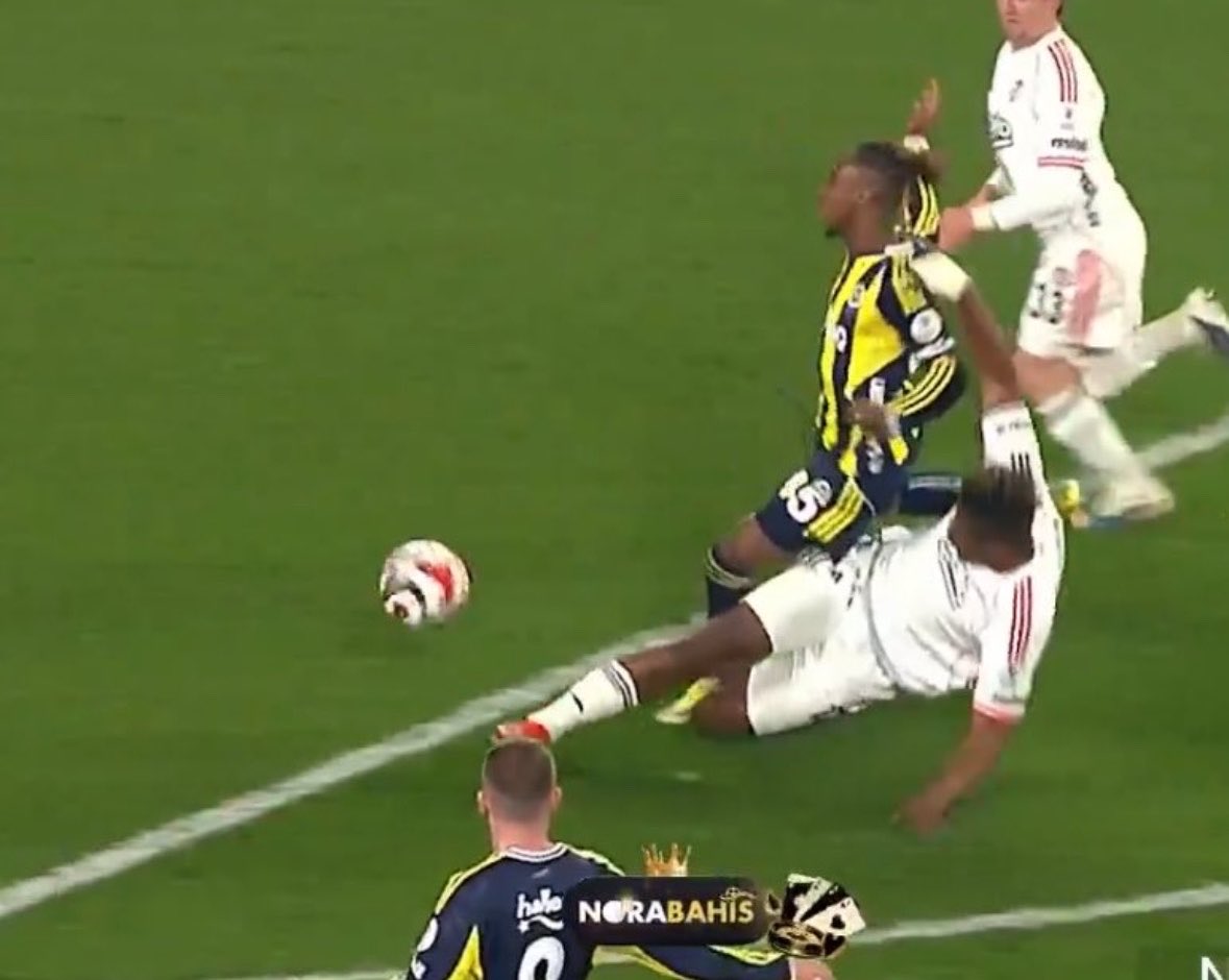 Cem Göncü tweet media