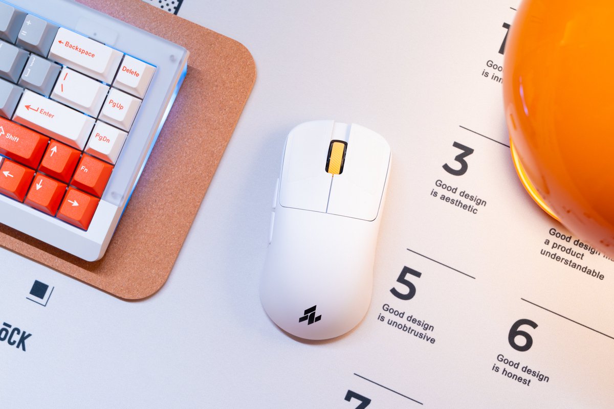 c1trus_0208's tweet image. Today's Desk &amp;amp; Gear🍊

#desksetup