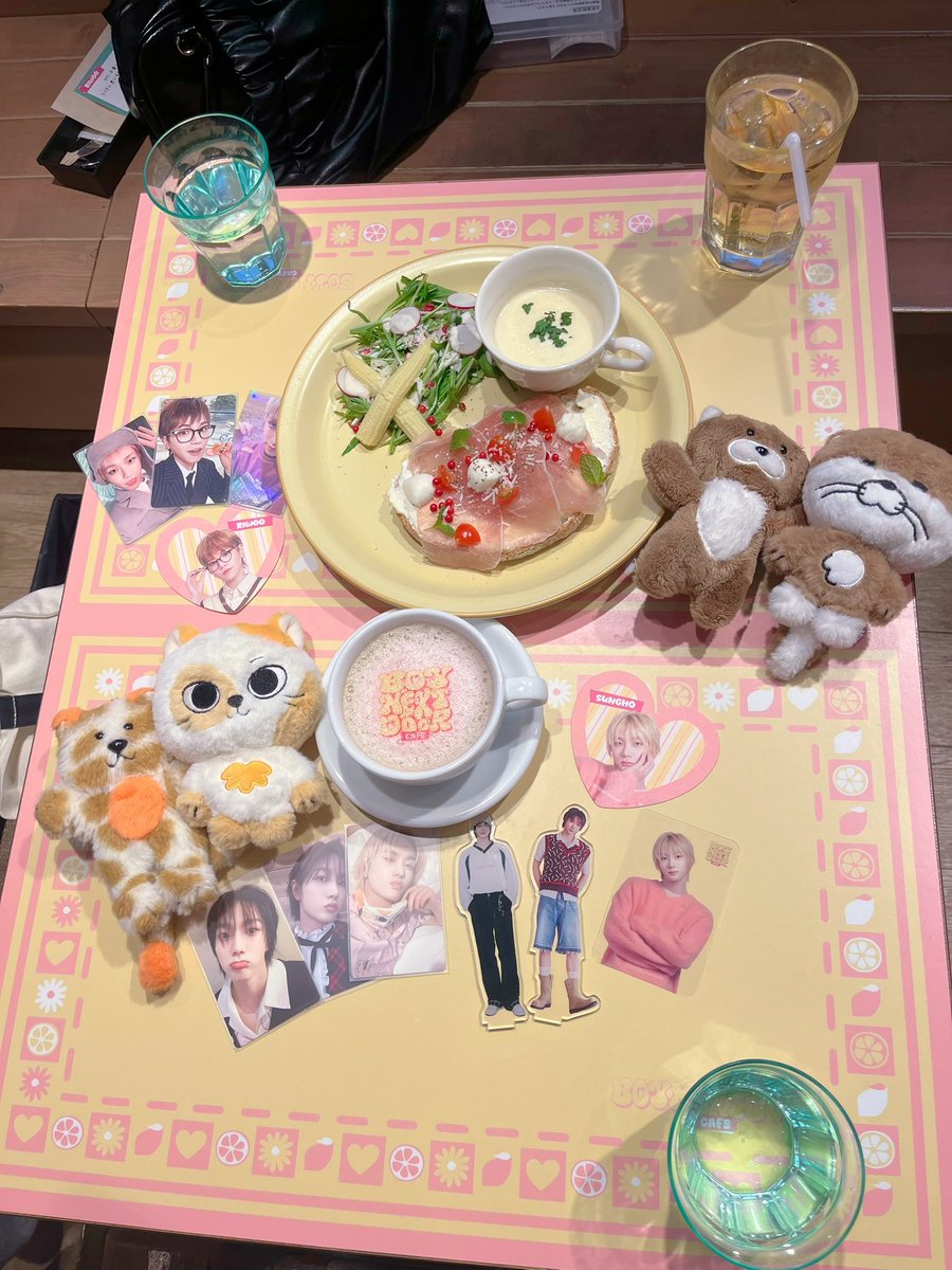 𝑖𝑡𝑠𝑢𝑘𝑖 tweet media