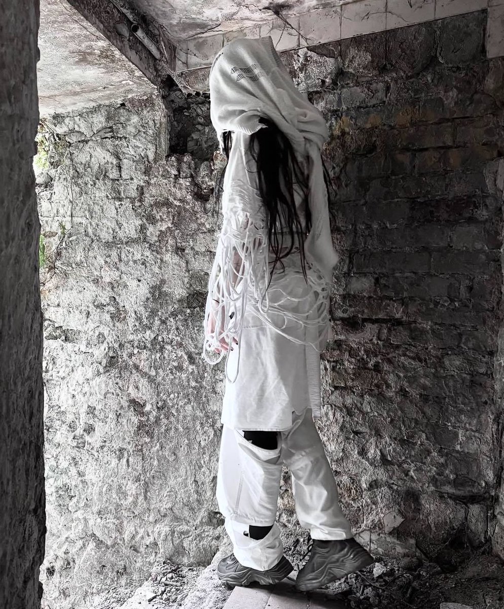 atmoxhere's tweet image. afternear_ [Sister Alma /// SUPPLY] 
#harajuku #angelcore #cybercore #rickowens
