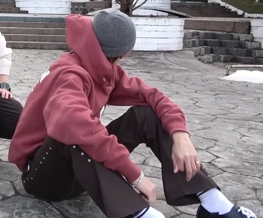 ใฆใช tweet media