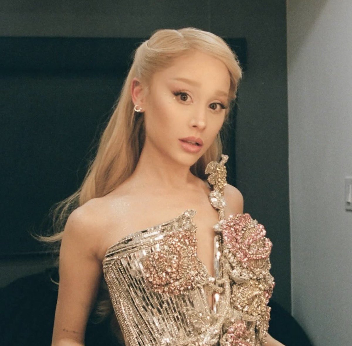 Pop Tingz tweet media