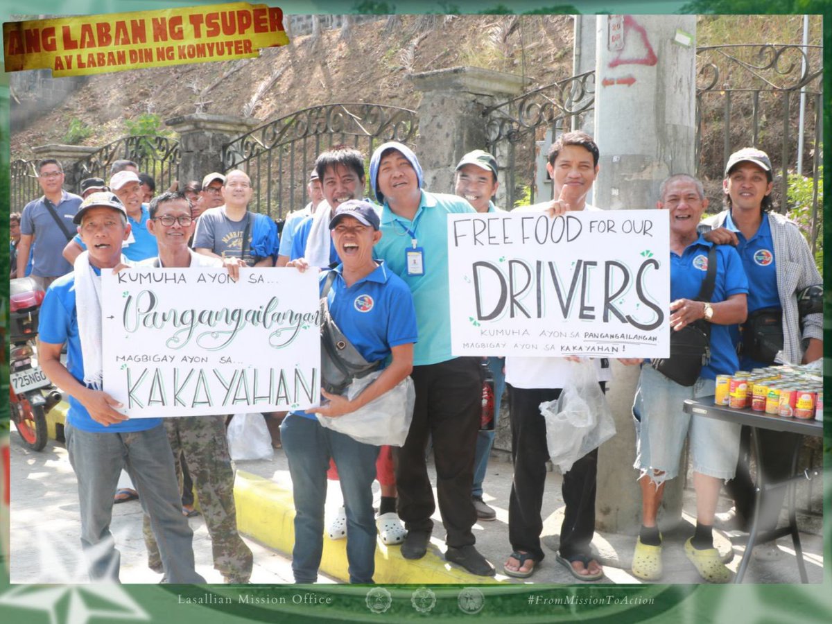 high school students from dlsu dasma doing community pantry for our drivers during this crisis.

i just hope the government is really doing something for them and that accessing assistance isn’t made difficult. 😔