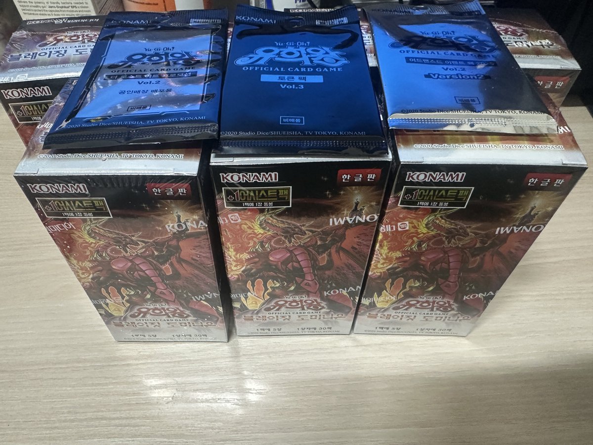 HEUM(フム) tweet media