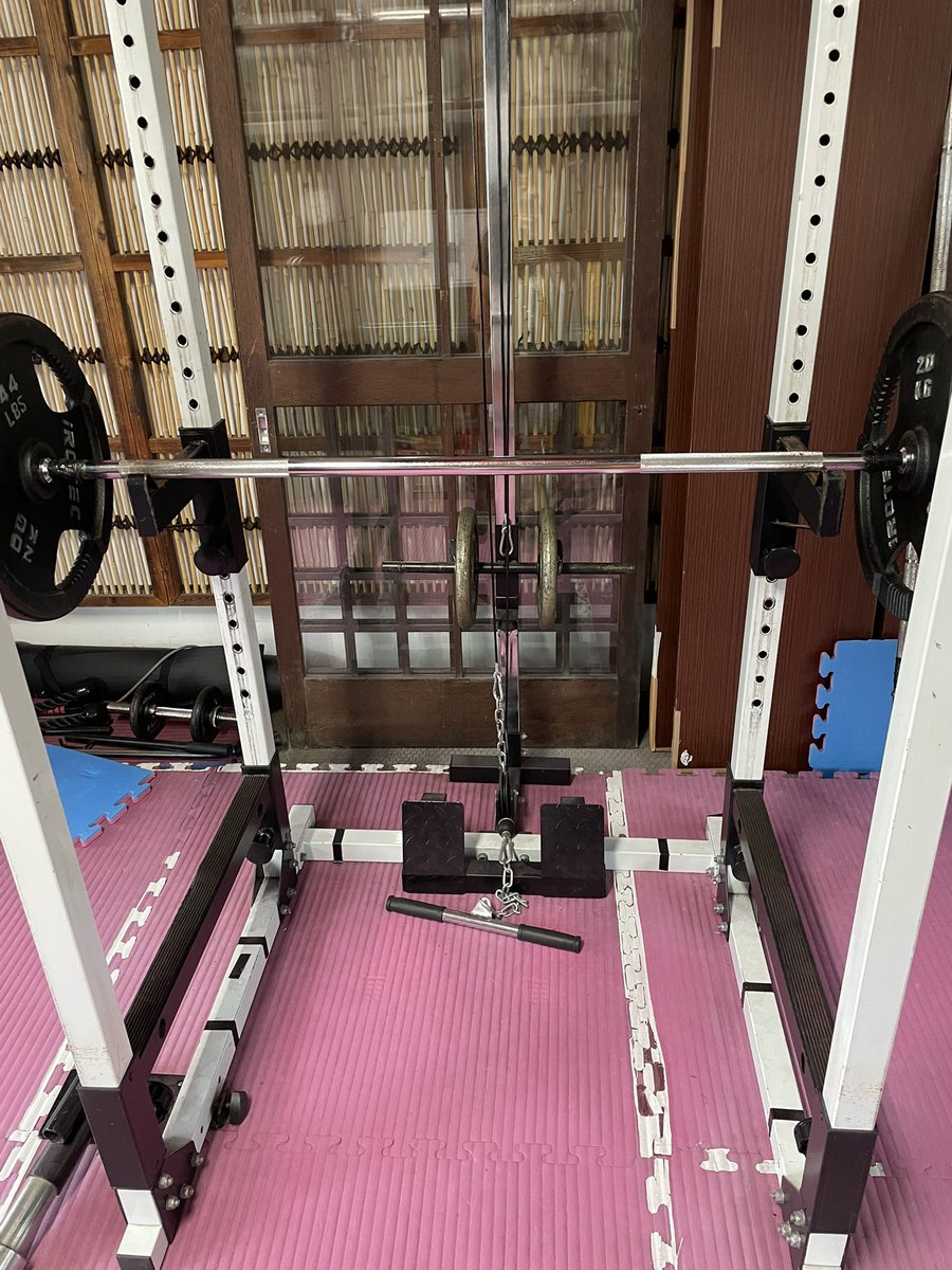 試合が終わった後の無になって行う筋トレこそ至福🏋️
#スクワット