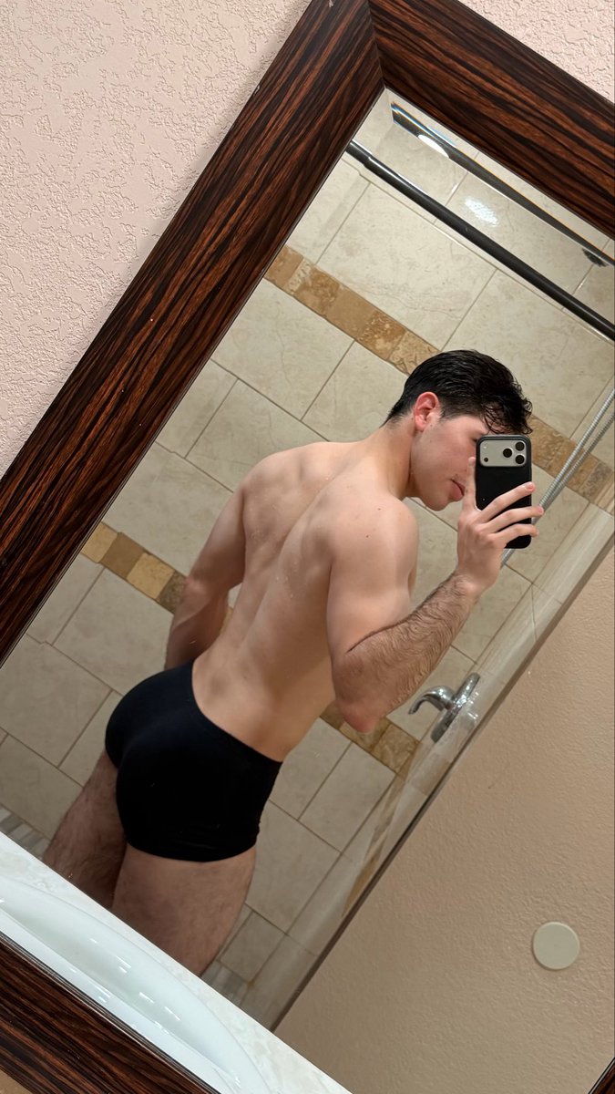 Yeyecito tweet media