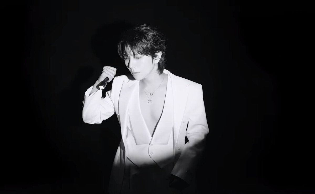 selfolssi ♤ tweet media